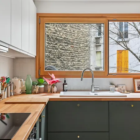 Design De Clignancourt-montmartre By Weekome Daire *
