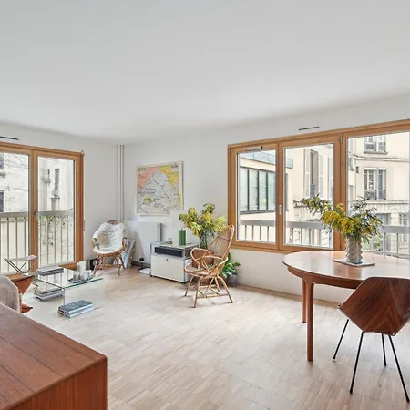 Design De Clignancourt-montmartre By Weekome Paris