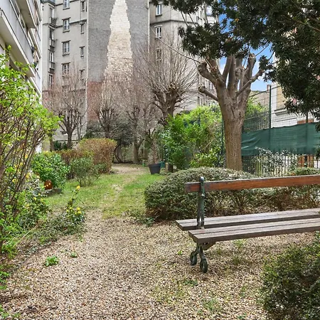 Design De Clignancourt-montmartre By Weekome